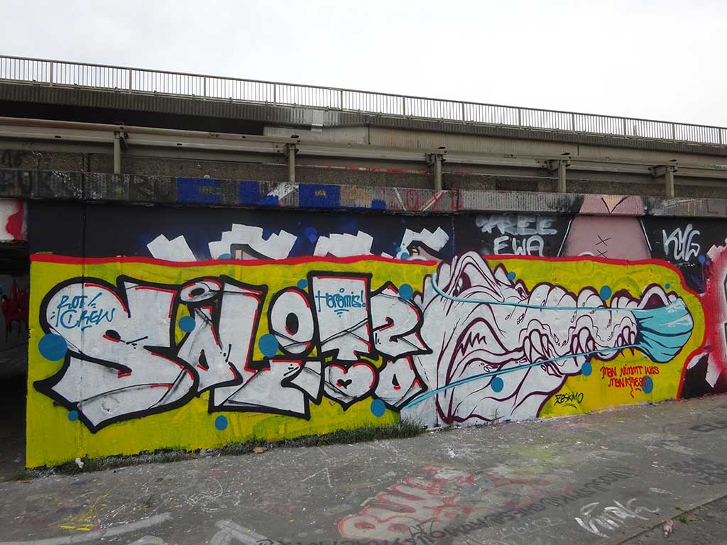 Hall of Fame in Frankfurt am Ratswegkreisel in Frankfurt am Main