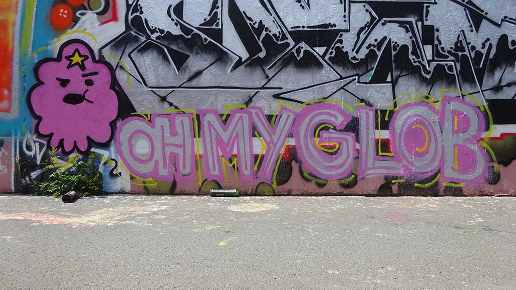 Hall of Fame in Frankfurt am Ratswegkreisel in Frankfurt am Main