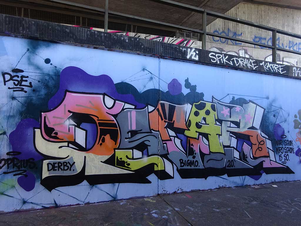 Hall of Fame in Frankfurt am Ratswegkreisel in Frankfurt am Main