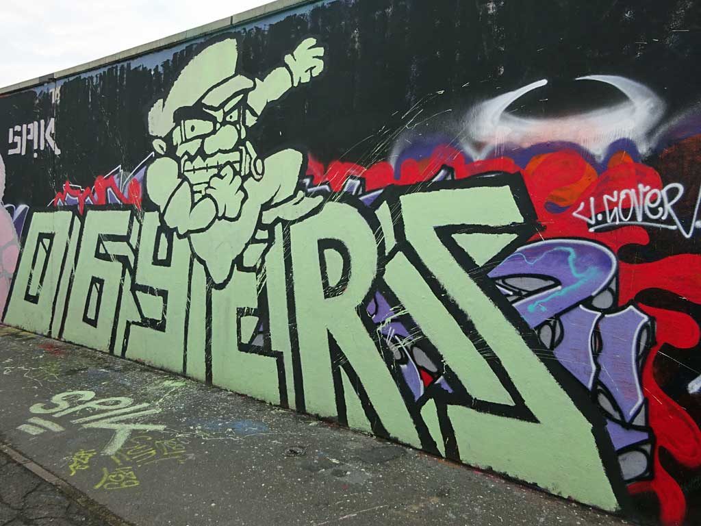 Hall of Fame am Ratswegkreisel in Frankfurt - Fotos vom März 2019