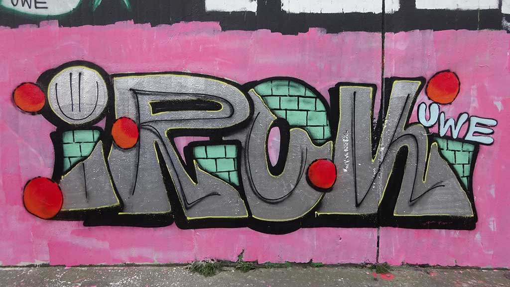 Graffiti an der Hall of Fame am Ratswegkreisel in Frankfurt