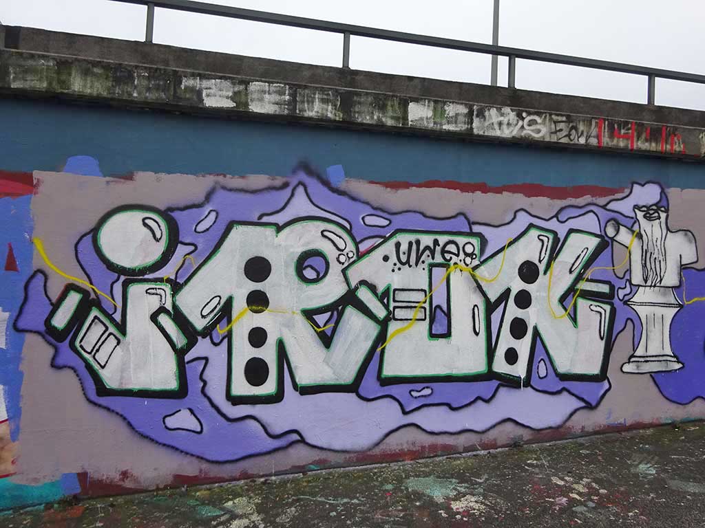 Graffiti an der Hall of Fame am Ratswegkreisel in Frankfurt