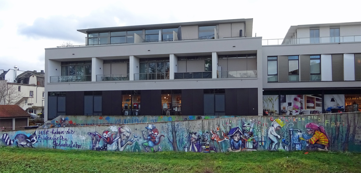 Streetart von Herakut in Bad Vilbel an der Stadtbibliothek