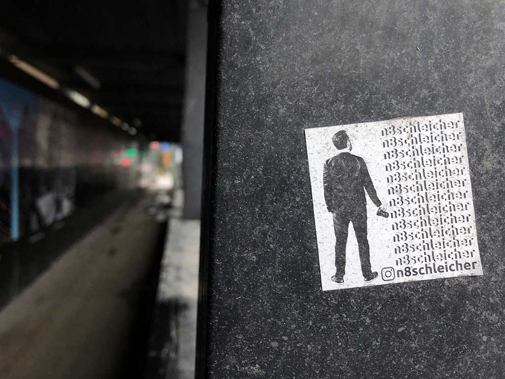 Instagram Aufkleber im Stadtraum