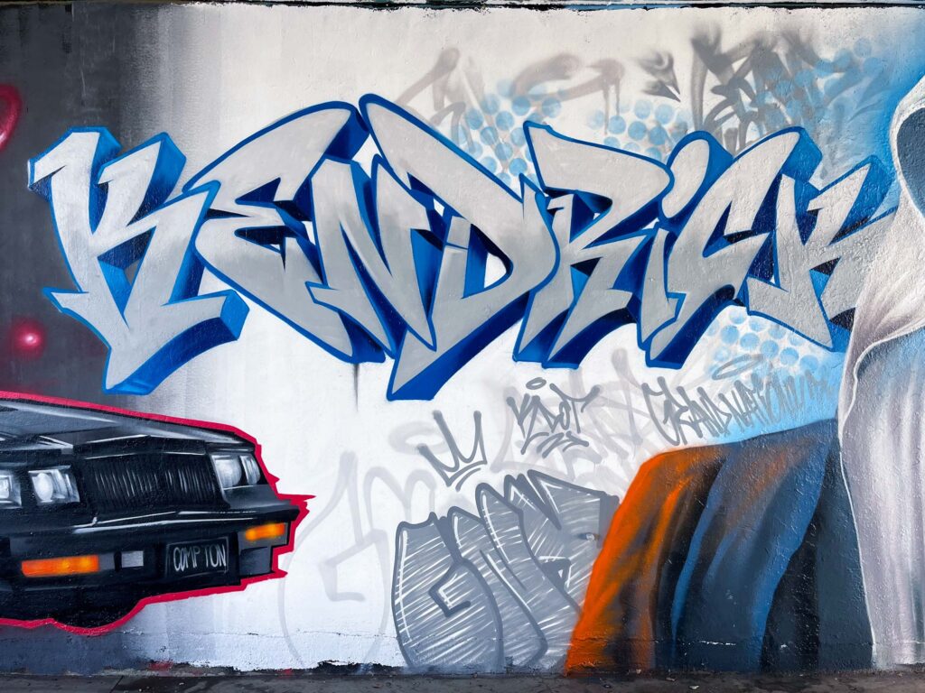 UrbanArt an Freiluftgalerie an der Friedensbrücke in Frankfurt - Kendrick Lamar