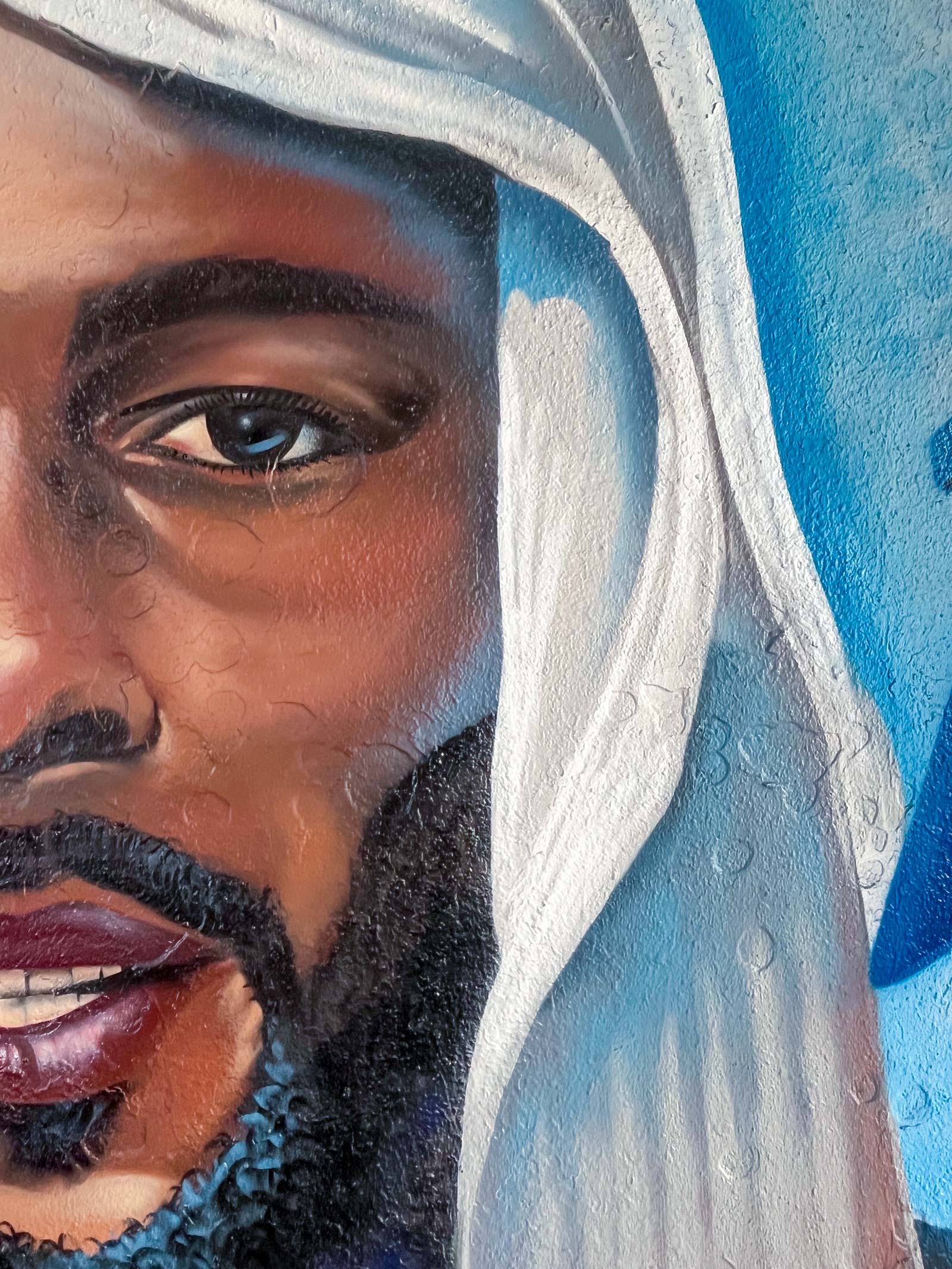 UrbanArt an Freiluftgalerie an der Friedensbrücke in Frankfurt - Kendrick Lamar