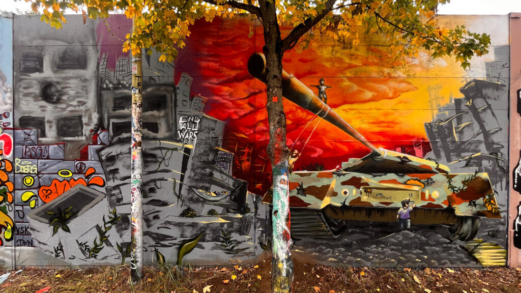 Bunt gestaltete Wände bei der Lincoln Wall Jam 2025 in Darmstadt