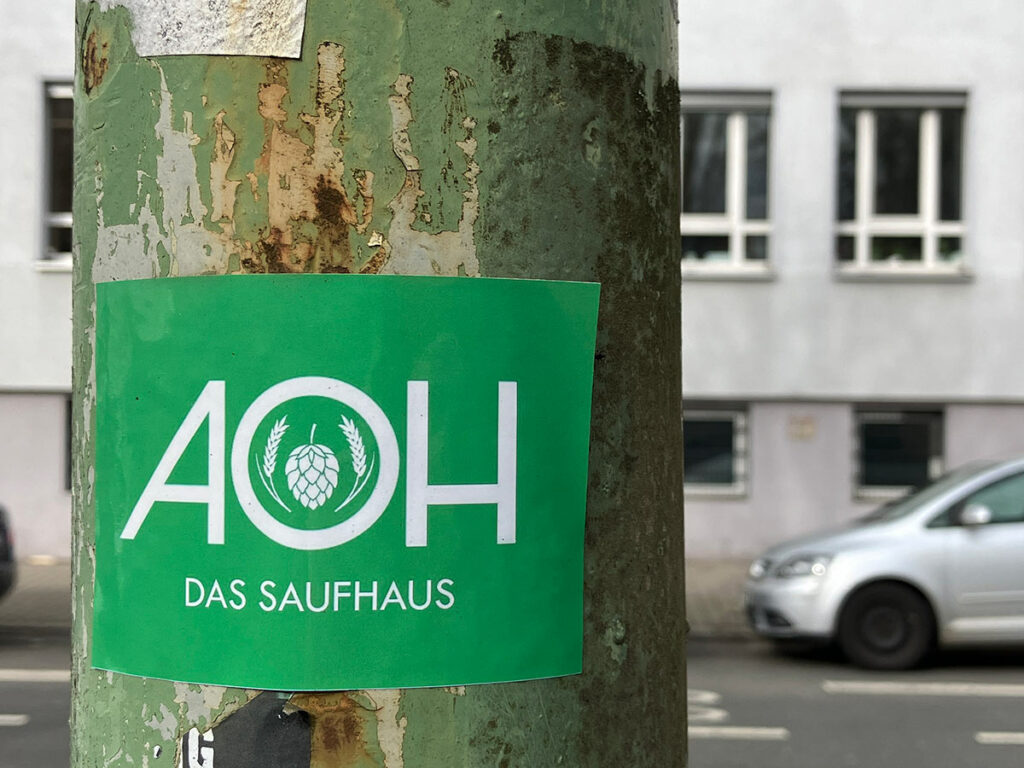 Logo Rebranding Streetart: AOH statt AOK