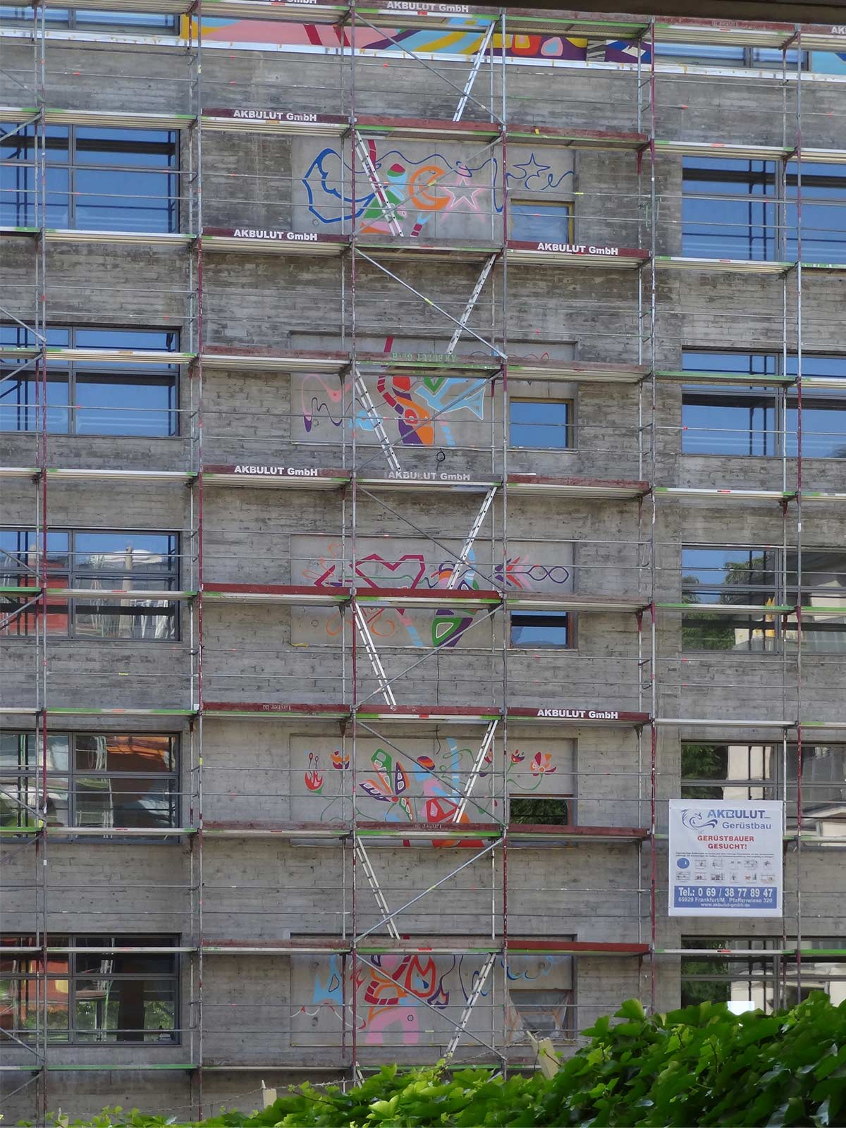 Mural Art Gallery in Frankfurt: Wetopia - We paint the city