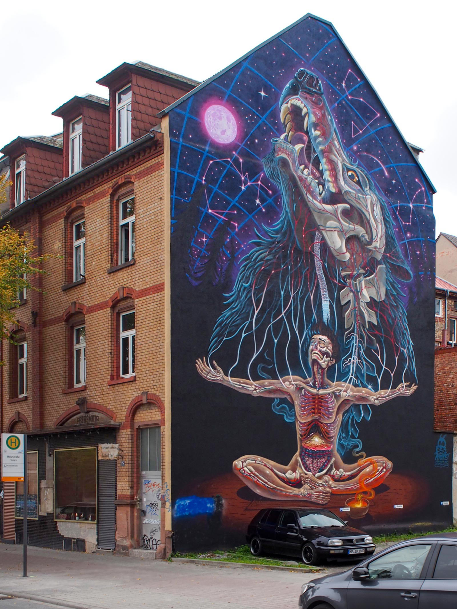 Mural in Mannheim: „Primal Truth“ von Nychos für das Projekt „Stadt. Wand. Kunst“.