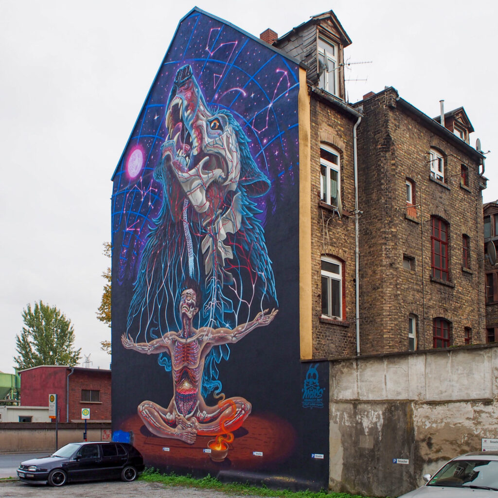 Mural in Mannheim: „Primal Truth“ von Nychos für das Projekt „Stadt. Wand. Kunst“.