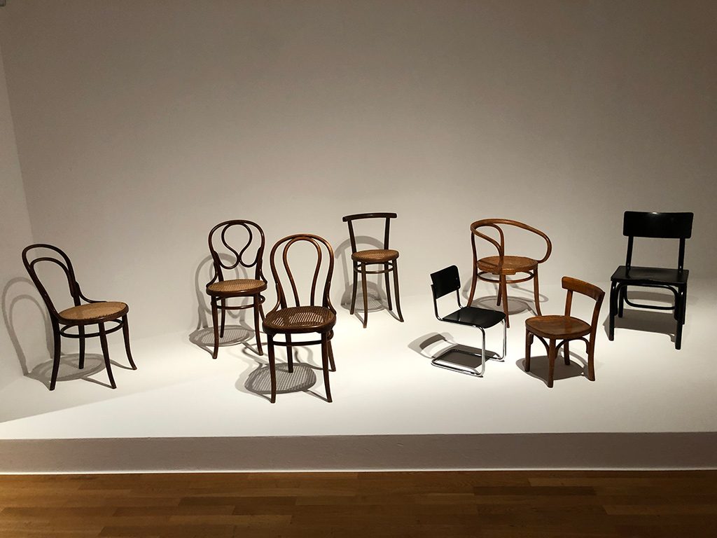 Museum Angewandte Kunst - Was wir sammeln: Thonet-Stühle