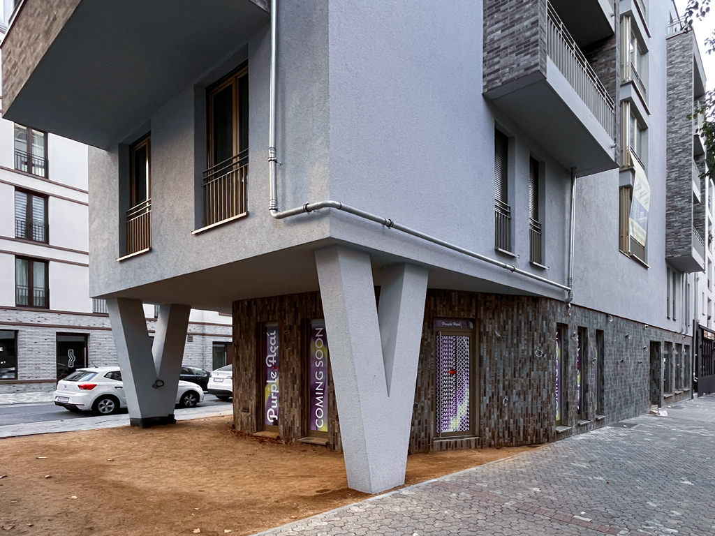 Coming Soon: Purple Açaí in der Berger Straße, und zwar im Neubau, der den Glaspavillon der Tomin-Videothek ersetzt hat