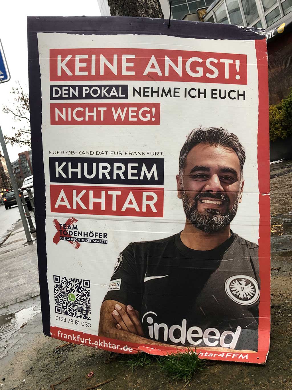 OB-Wahl-2023 in Frankfurt - Eintracht-Spruch