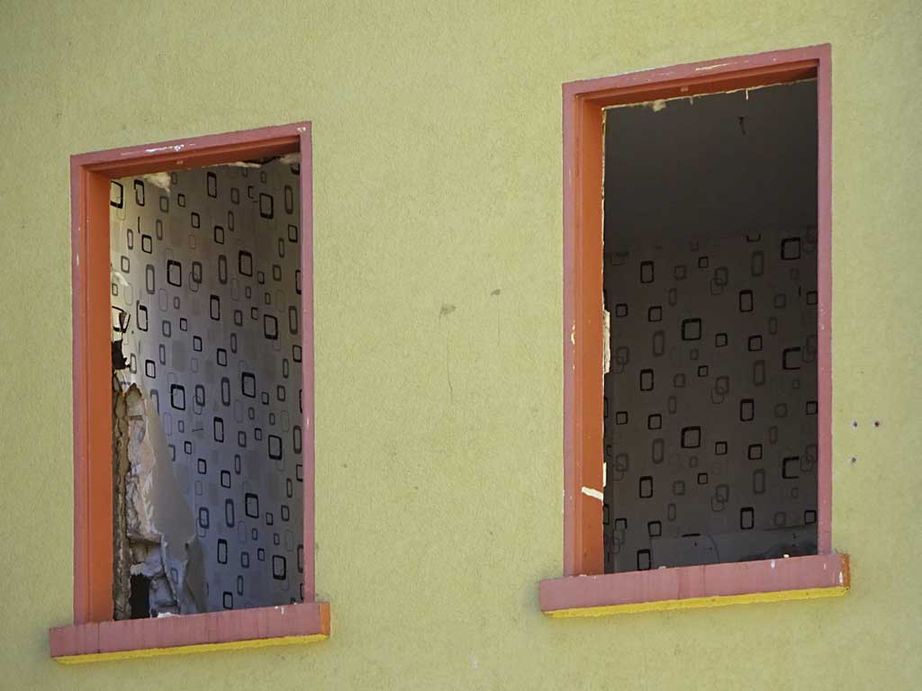 Blick duch Fenster auf Tapeten