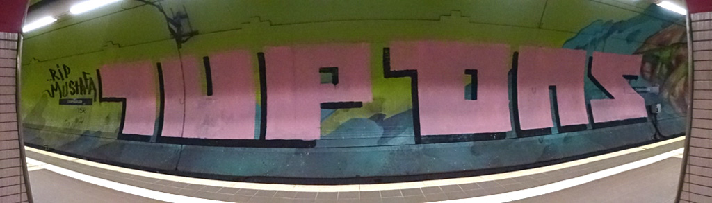 Ostendstraße - Großes Roll-Up-Graffiti