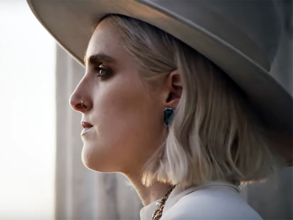 Shura - „Religion"