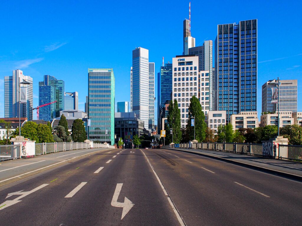 Skyline in Frankfurt am Main, Perspektive von der Untermainbrücke