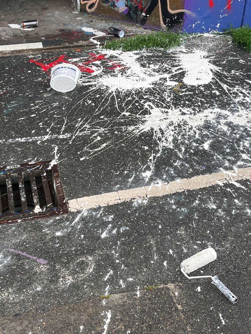 Sprühdosenmüll am Ratswegkreisel