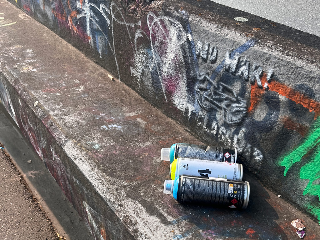 Sprühdosenmüll am Ratswegkreisel