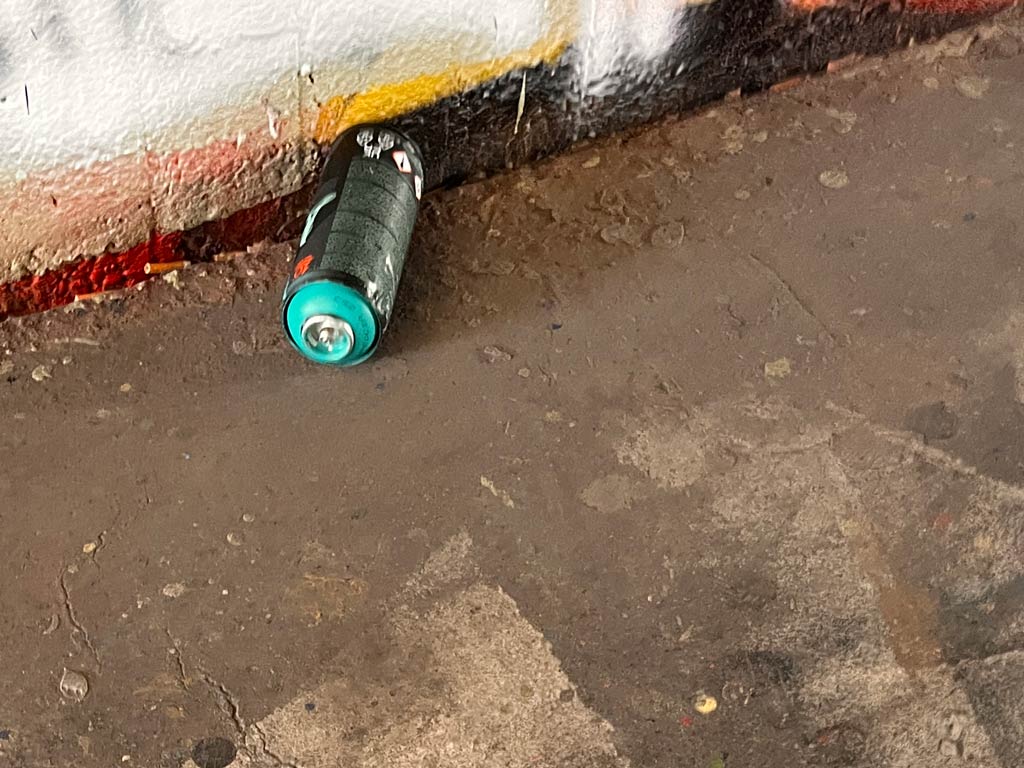 Sprühdosenmüll am Ratswegkreisel
