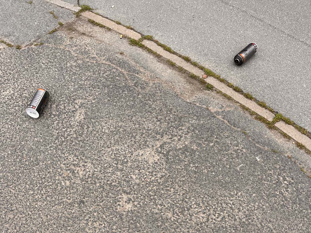 Sprühdosenmüll am Ratswegkreisel