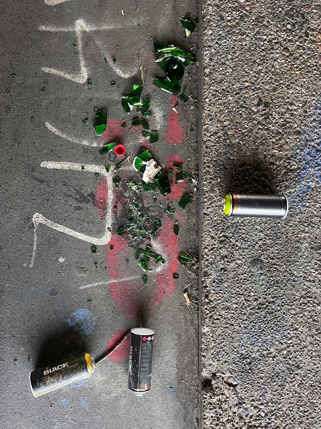 Sprühdosenmüll am Ratswegkreisel