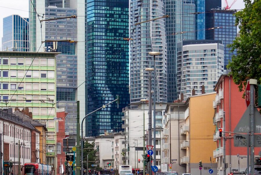 Stadtbilder Frankfurt – Battonstrasse x Berliner Straße