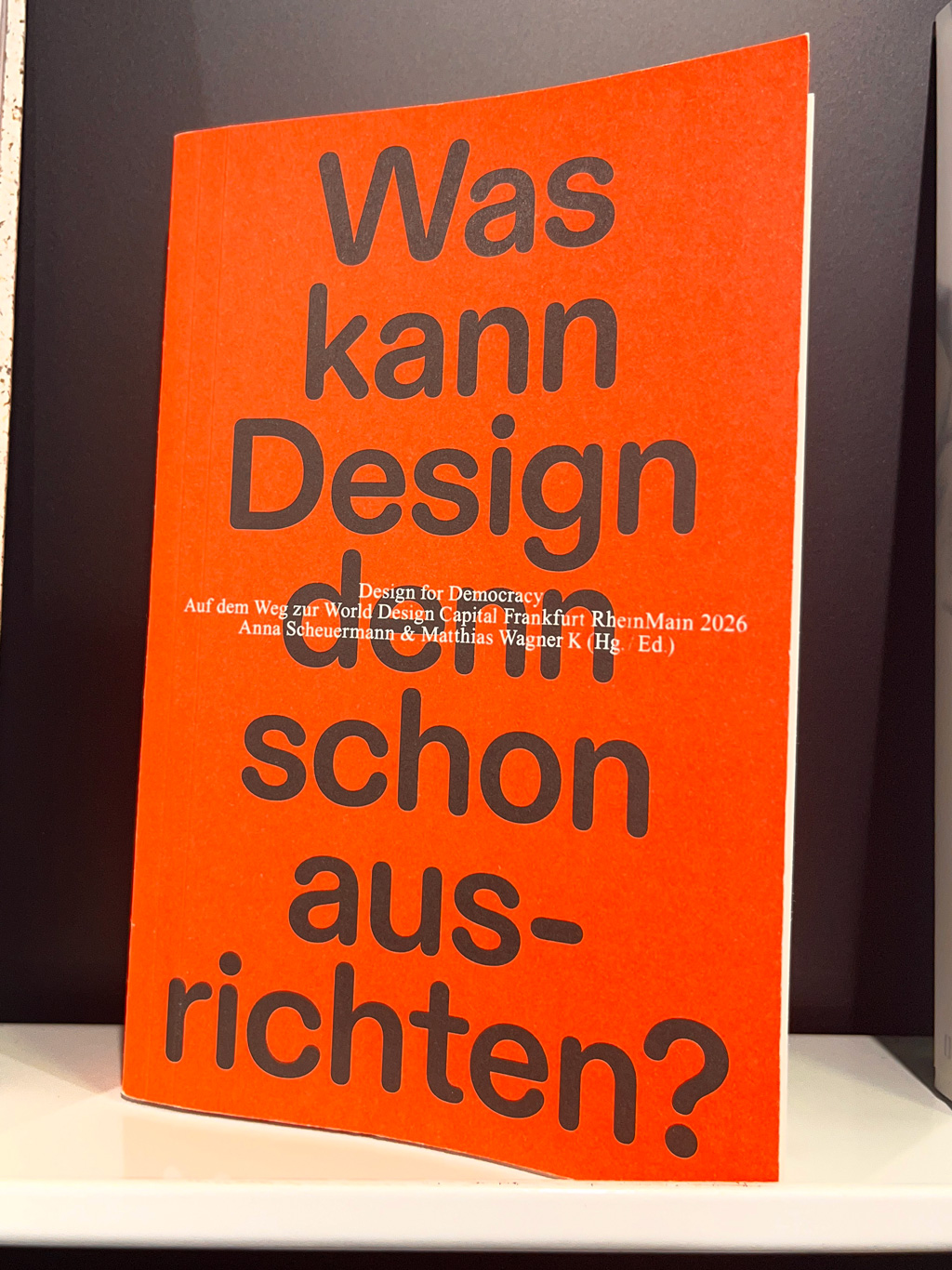 Stiftung Buchkunst auf der Frankfurter Buchmesse 2025 - Die schönsten Deutschen Bücher: Design for Democracy - Was kann denn Design schon ausrichten?