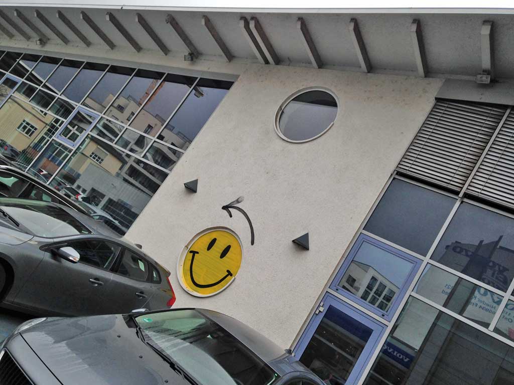 Wegweiser-Smiley in Frankfurt