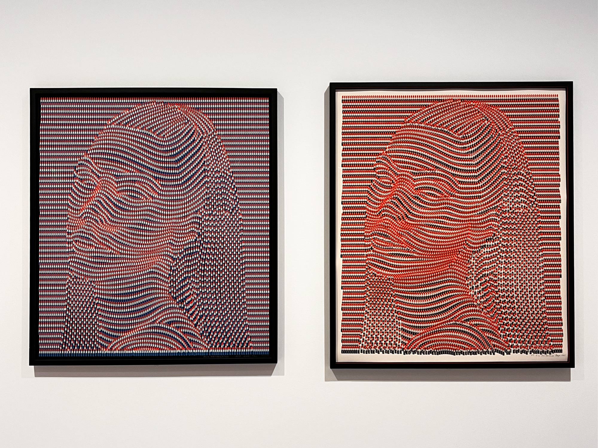 Thomas Bayrles Kim-Kardashian-Portrait aus Lippenstiften als das Mädchen mit dem Perlenohrring in der Schirn Kunsthalle