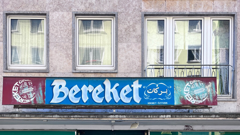 Typografie Frankfurt – Bereket