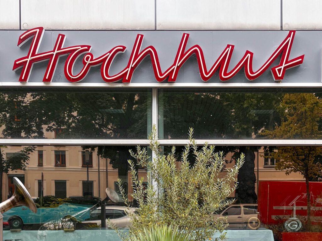 Typografie in Frankfurt: Hochhut