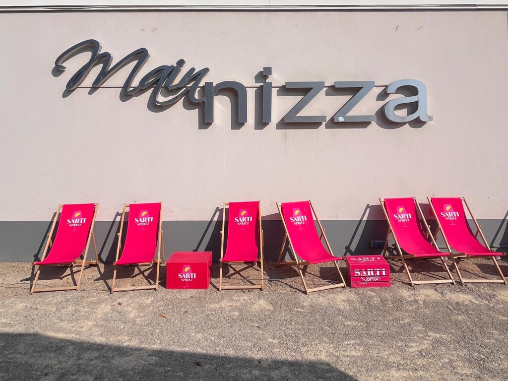 Typografie in Frankfurt: Main Niza´za