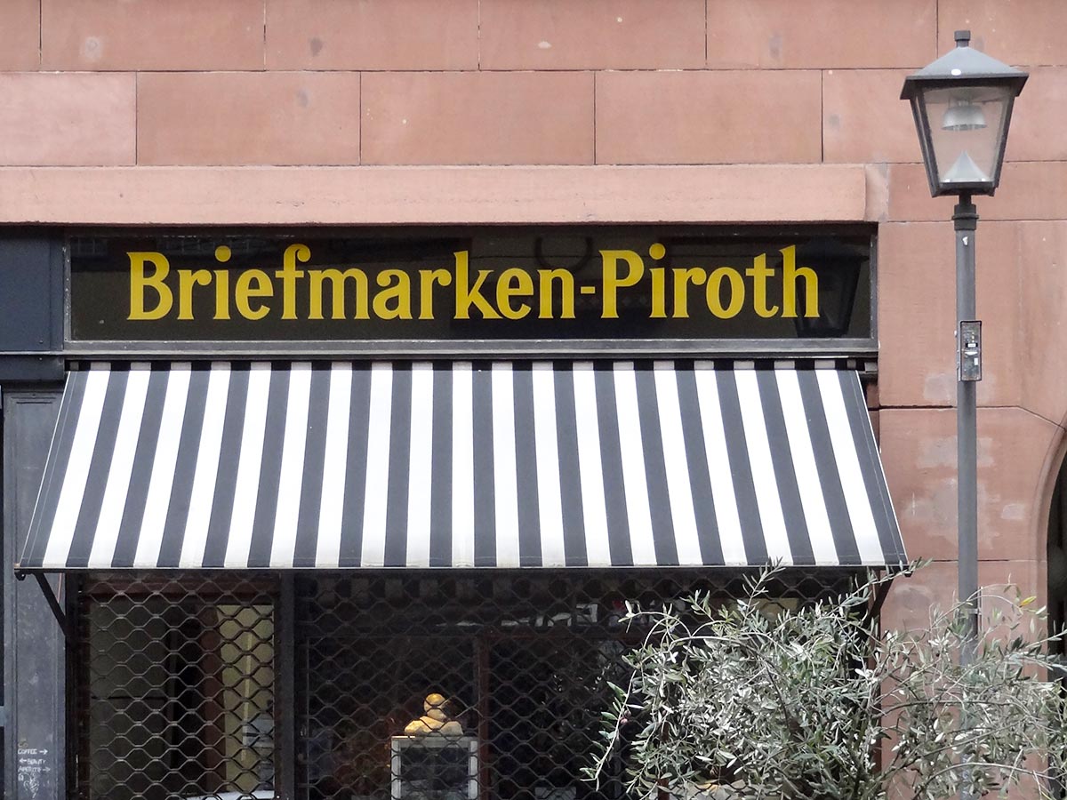 Typografie, Schilder und Logos in Frankfurt - Briefmarken Piroth