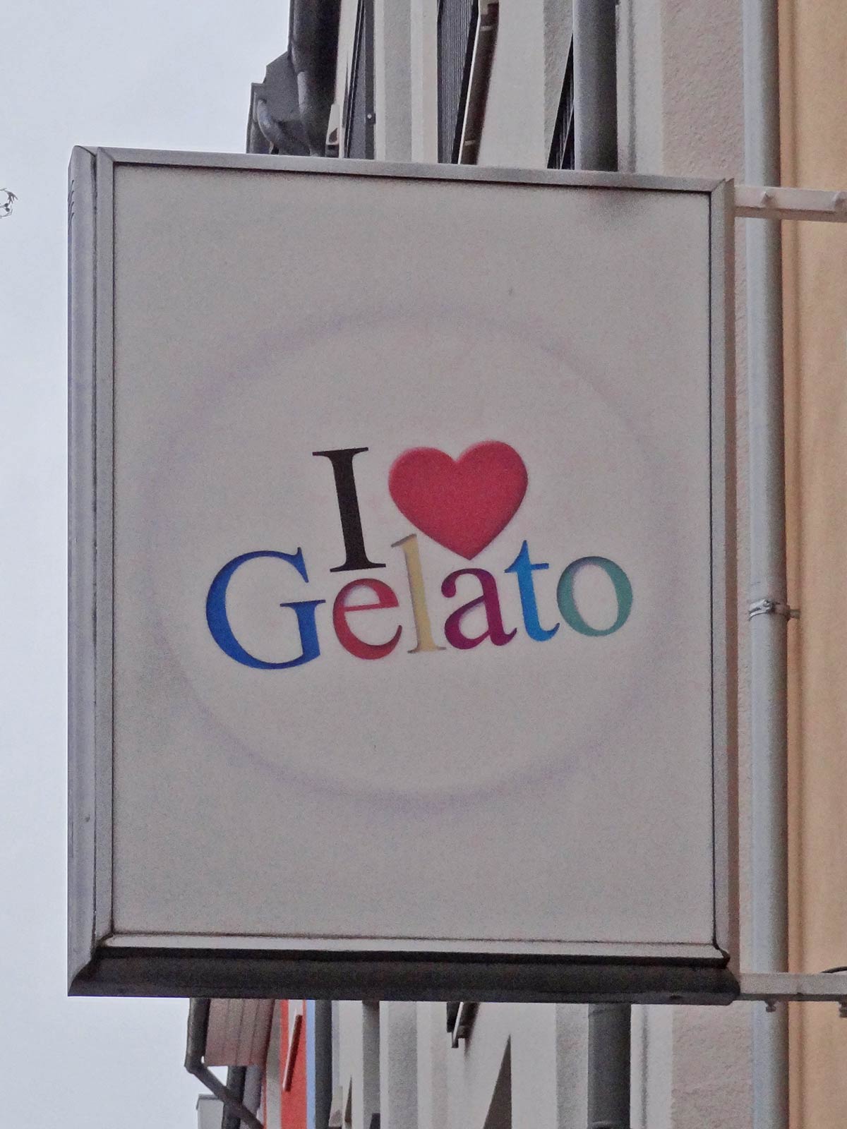 Typografie, Schilder und Logos in Frankfurt - I love Gelato
