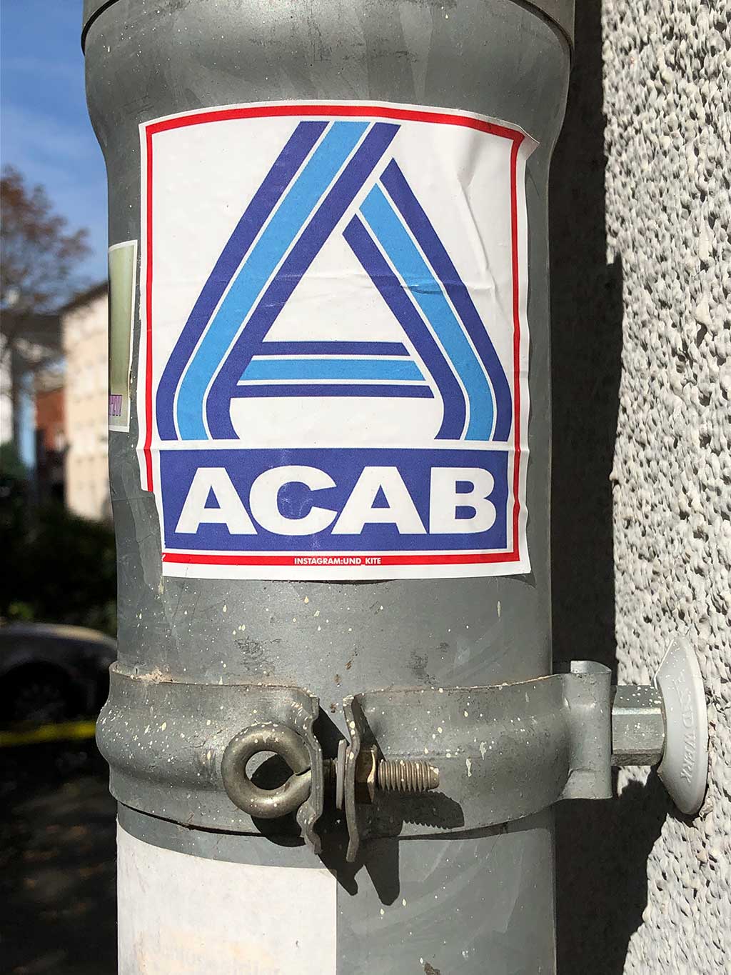 Umgestaltete Logos: A C A B statt ALDI