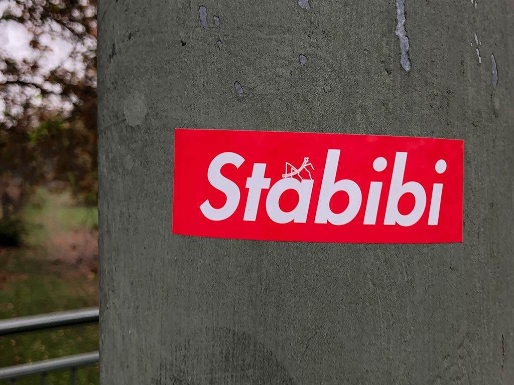 Umgestaltete Logos: Stabibi statt Supreme