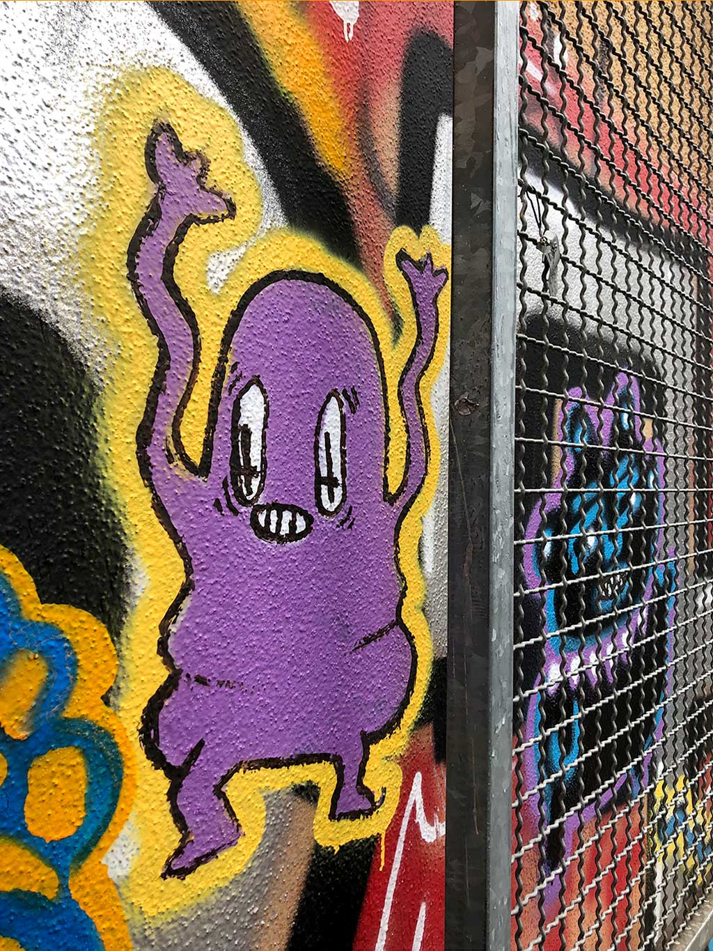 Ungewöhnlicher Umgang mit ungeliebten Graffiti