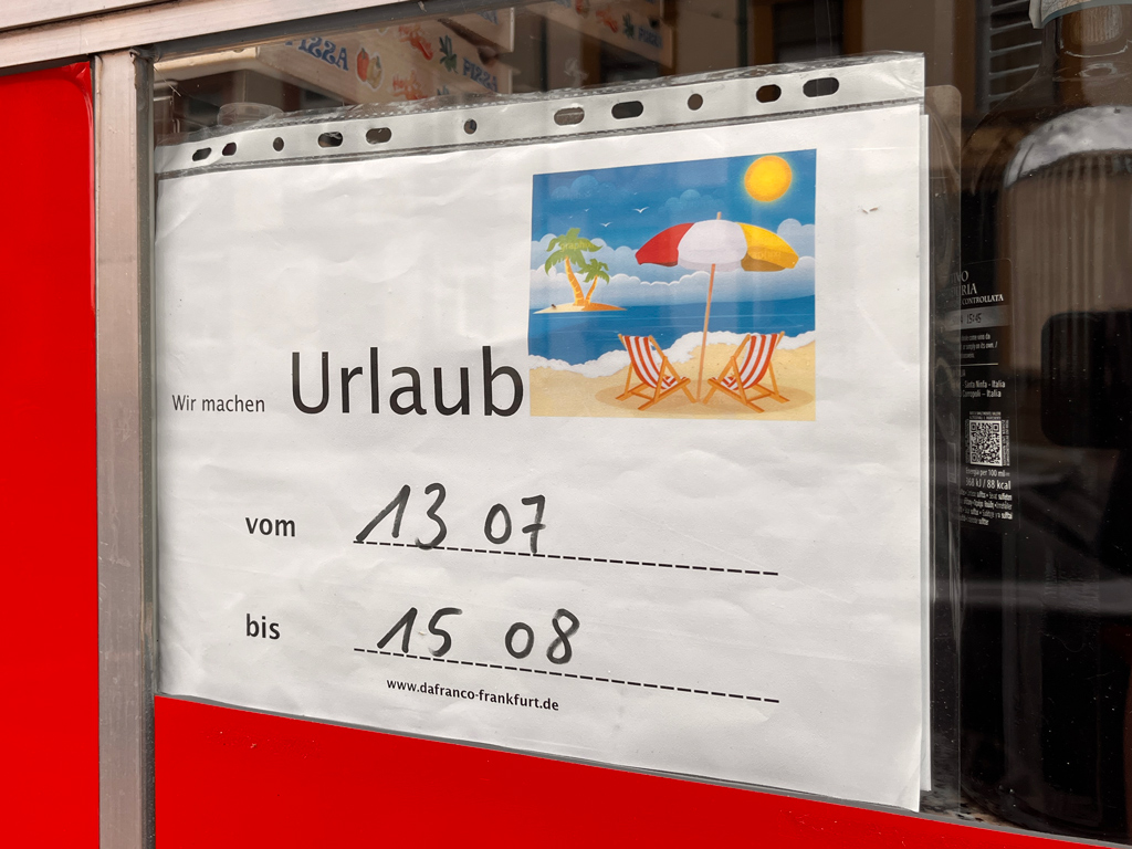 Urlaubszeit in Frankfurt-Bornheim 2026 - Pizzeria
