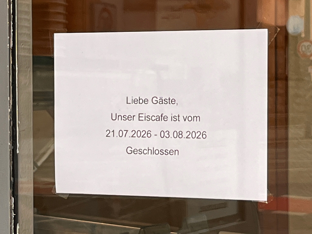 Urlaubszeit in Frankfurt-Bornheim 2026 - Eiscafé