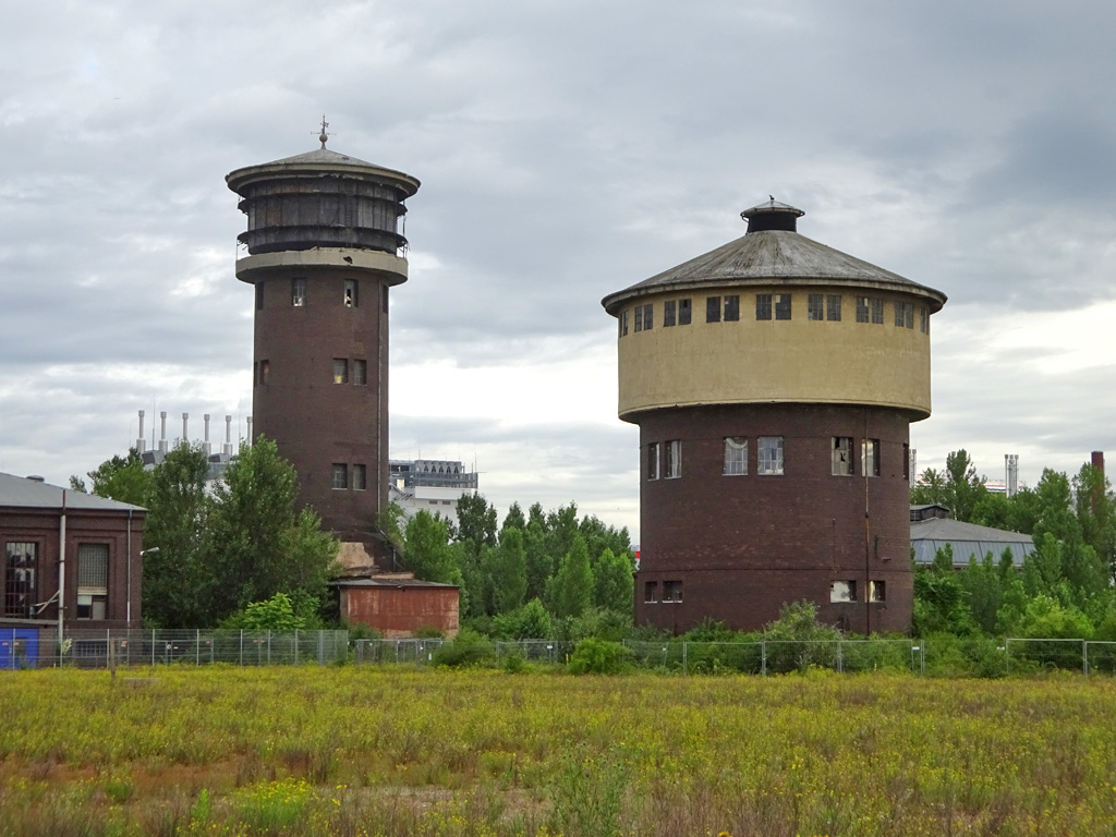 Wassertürme am Gastwerk Ost Ensemble
