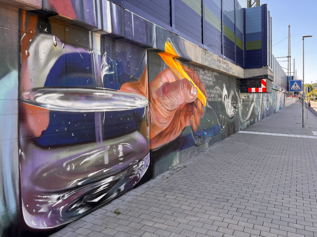 When there is water, there is life – Wandbild von Hera und Case in Bad Vilbel (2026)