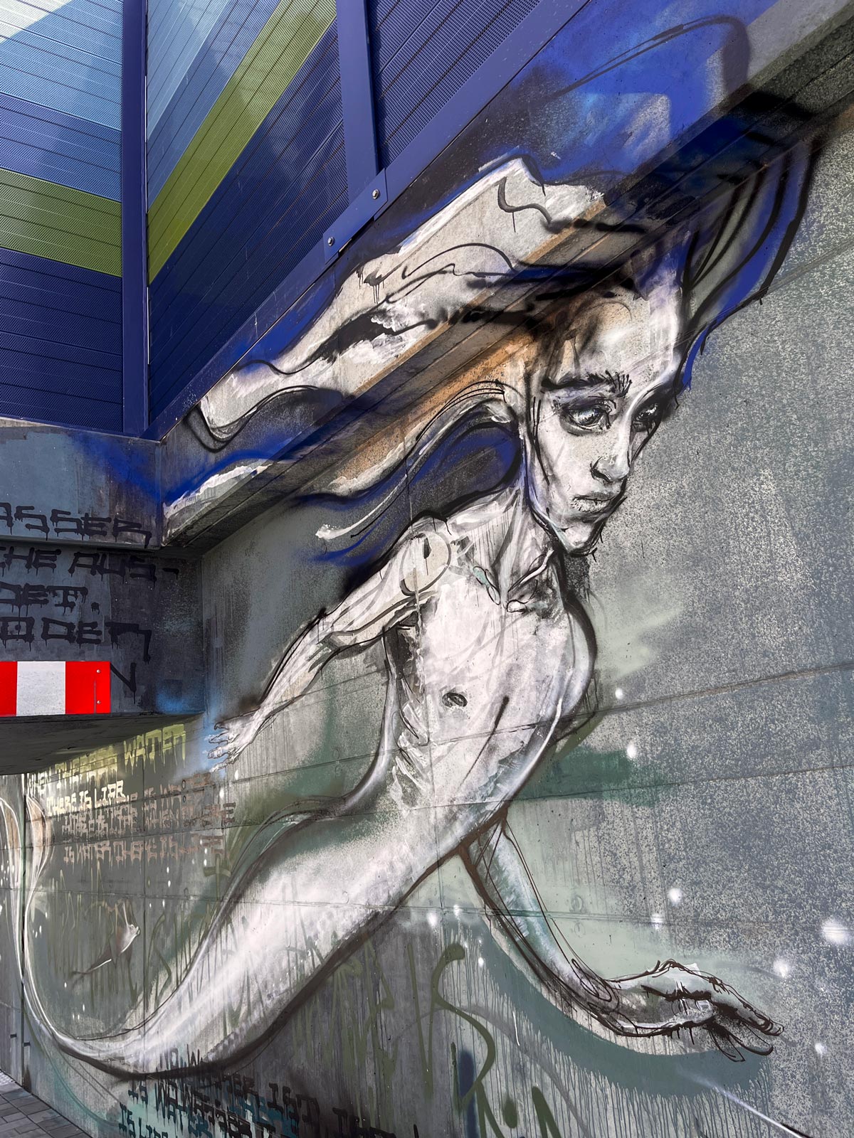 When there is water, there is life – Wandbild von Hera und Case in Bad Vilbel (2026)